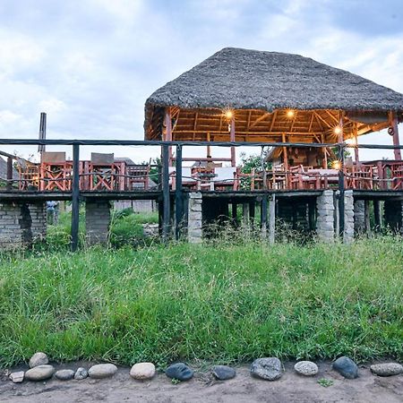 Kazinga Wilderness Safari Camp Hotell Kasese Exteriör bild