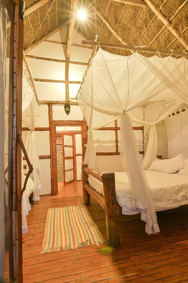 Kazinga Wilderness Safari Camp Hotell Kasese Exteriör bild