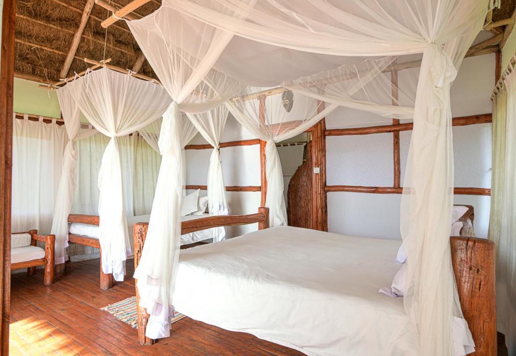 Kazinga Wilderness Safari Camp Hotell Kasese Exteriör bild