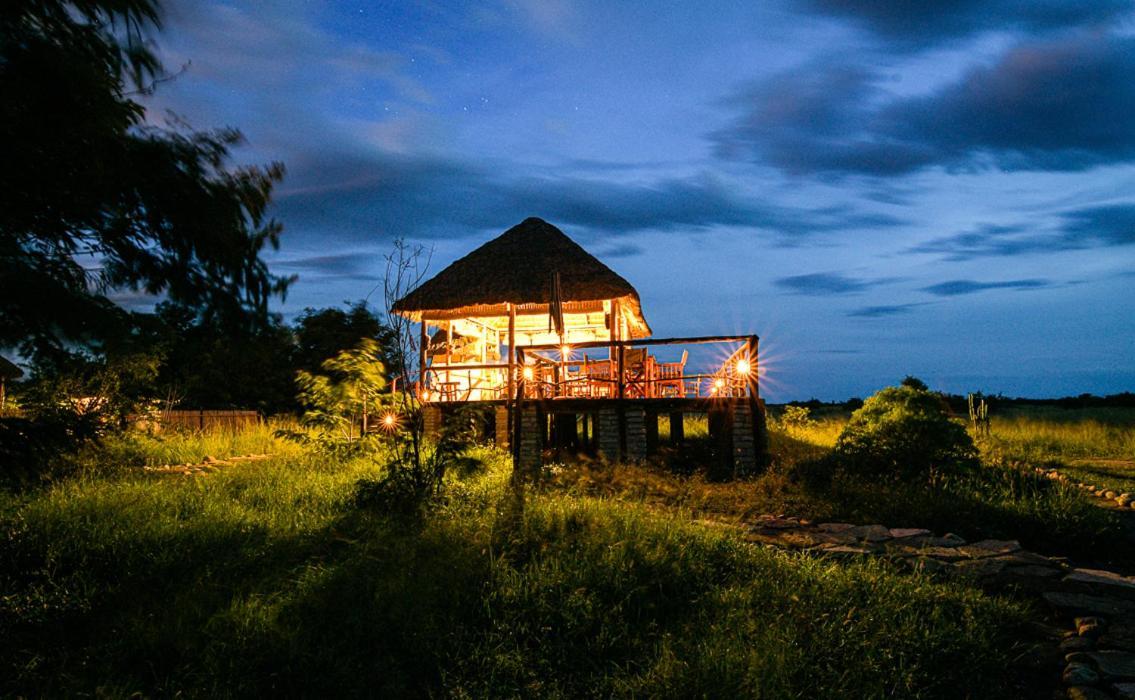 Kazinga Wilderness Safari Camp Hotell Kasese Exteriör bild
